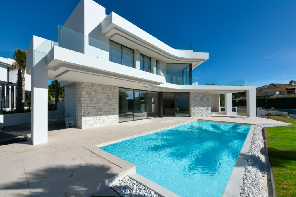 Photo: Villa in Marbella East