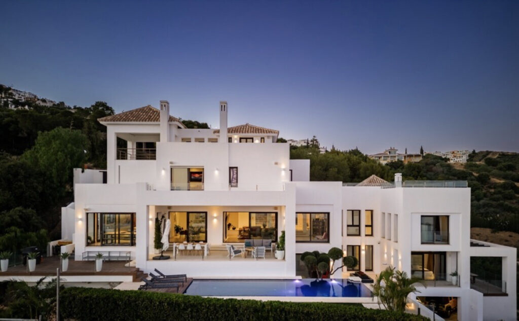 Photo: Villa in Marbella East