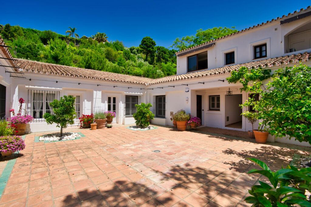 Photo: Ground Floor Apartment in Benahavis